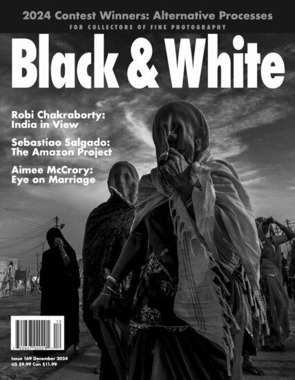 Black &amp; White Magazine